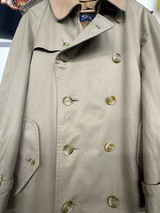 1990s Burberry trench coat size L/XL